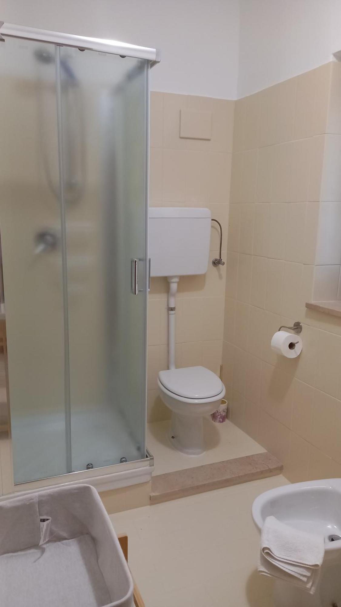 לינה וארוחת בוקר נייבה I Quattro Grappoli חדר תמונה